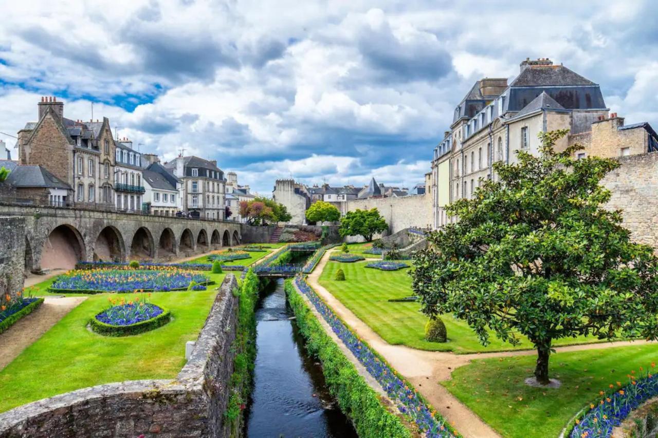 Grand Appartement De Standing Avec Terrasse Vue Port Au Centre De Vannes Eksteriør bilde